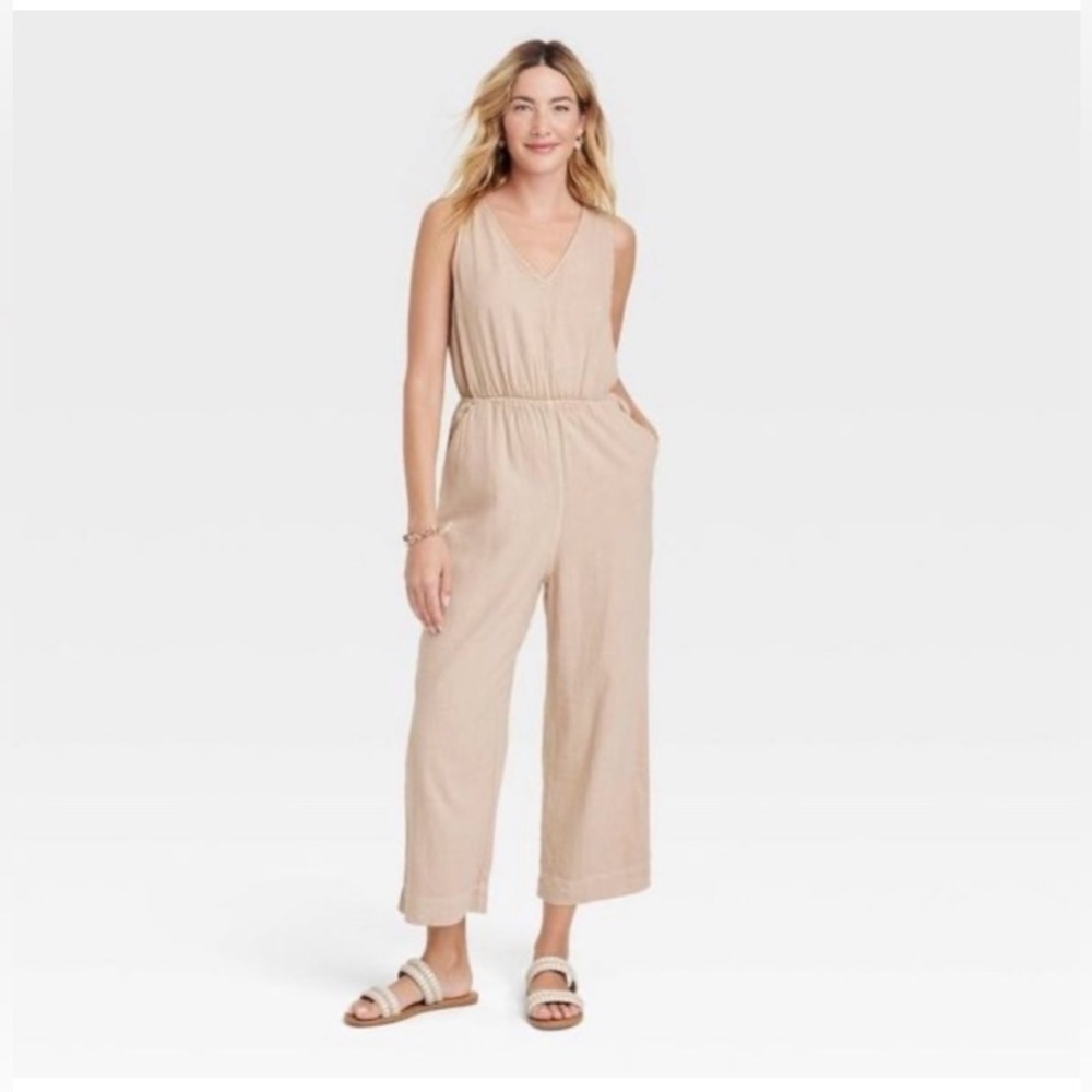 Sleeveless open back V-Neck Jumpsuit -Universal Thread